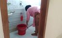 Aria Mia: Właściciel pieprzył saudyjską pokojówkę, gdy sprzątała łazienkę nago - i dał coś...