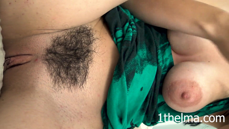 1THELMA: Tight,wet and horny. Solo female orgasm masturbate