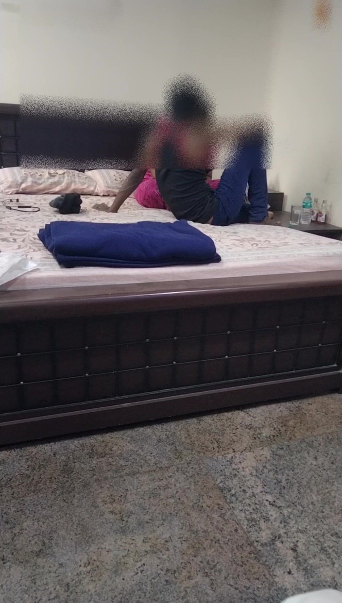 Tamil lesbian: Diskusi Tentang Sex Life