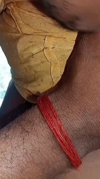 Bini Tamil dikongkek dubur dengan keras