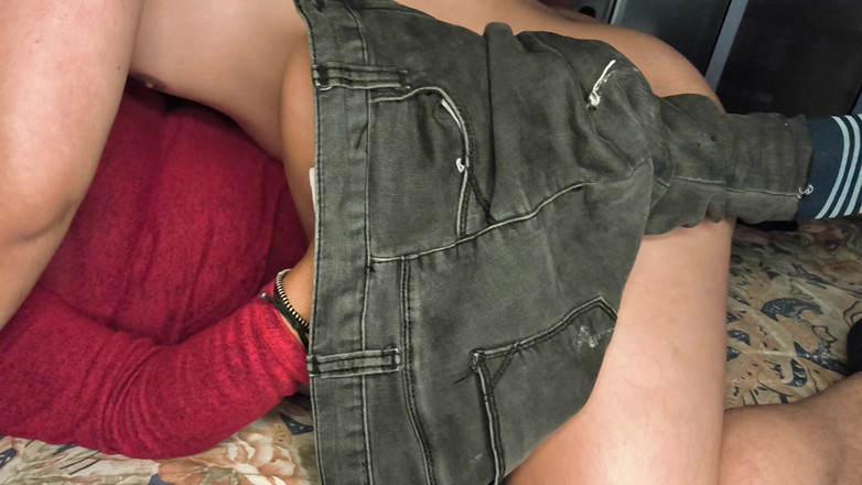 Moo DBOXXX: 내 시어머니를 임신시키고, 남편이 그녀를 만족시키지 못하고 하루 종일 자지가 필요해