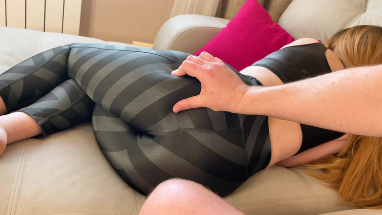 CumInMyMouthBaby: Ošukal kamarádovu nadrženou prsatou mámu - ruská amatérka s rozhovory