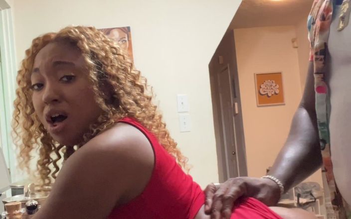Fijii pornbox: Novio jamaicano caliente viene a follarme y mi muñeca sexual...