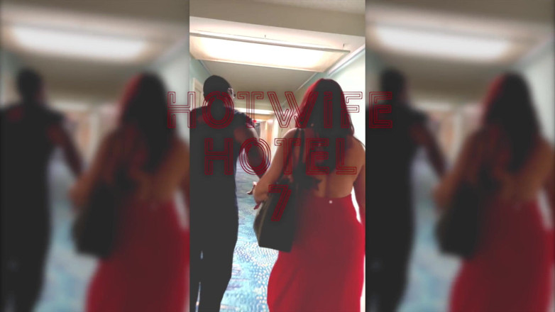 Two Peacock Productions: Cô vợ nóng bỏng khách sạn 7