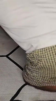 Dì Ấn Độ nóng bỏng tận hưởng làm tình với cha kế của cô ấy màn dạo đầu bộ phận tình dục của cô ấy trong cơ thể nóng bỏng núm vú âm hộ nhỏ xíu bú cu