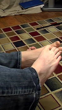 A Well Rewarded Foot Wank