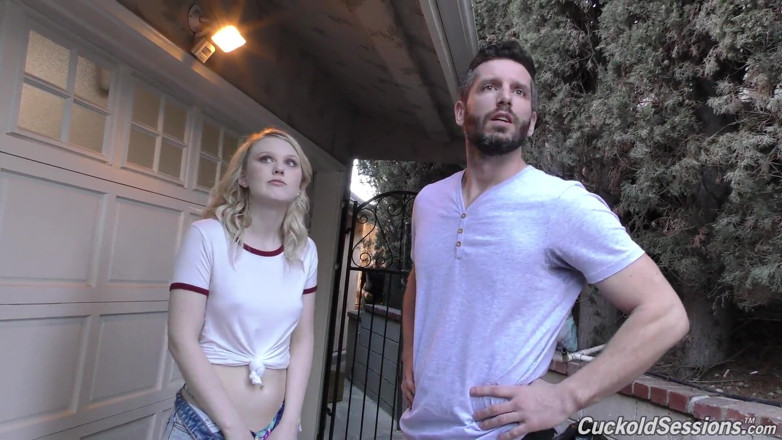 Cuckold Sessions: Lily Rader - sesiuni interrasiale de încornorare în grup