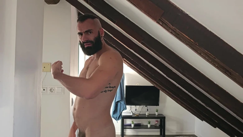 The Bearded Master: Terapia sexual. Padrastro le enseña a su hijastro a follar...