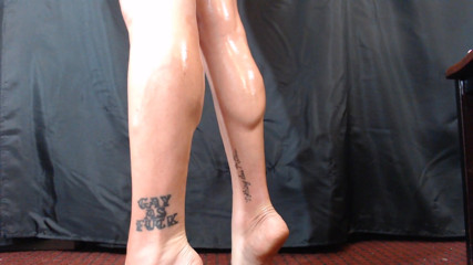 Abby Anna: Oiled calf flexing tiptoeing