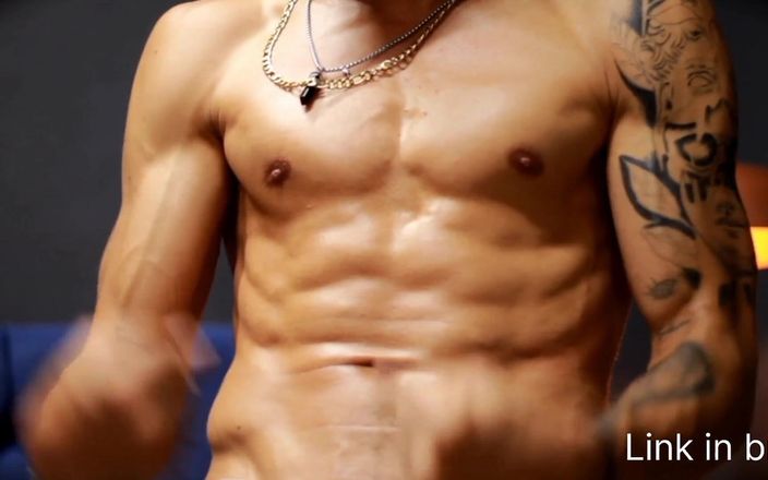 MakyParker: 내 몸을 너무 뜨겁게 즐기세요