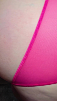 Pantat bahenol ibu tiriku masuk ke kantorku dengan lingerie seksi!