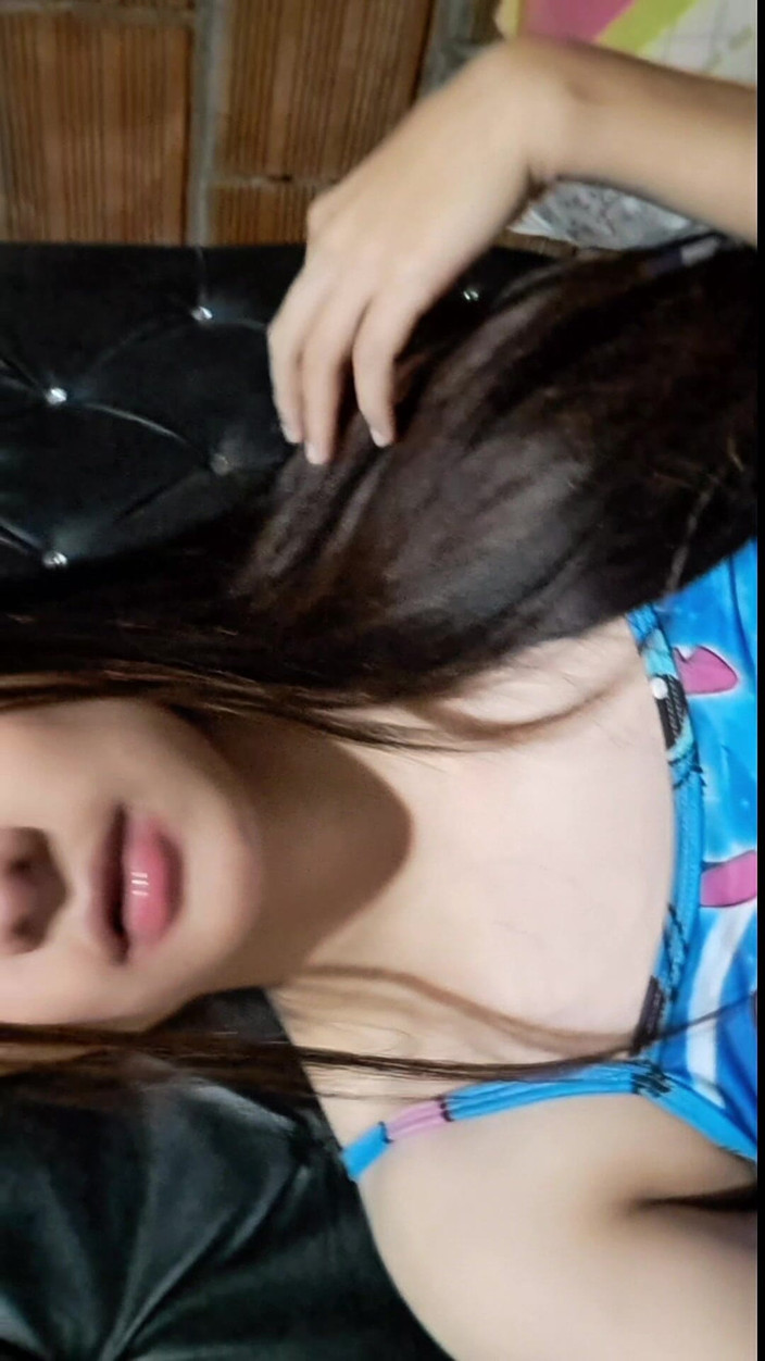 Yulieth Gomez: India se chlubí prsy a svou bohatou kundičku