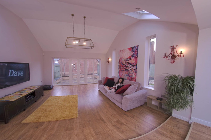 WankitNow VR: Laura S - Wank From Home