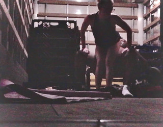 Tickled Pink Productions: Manželka šuká sama velké černé péro