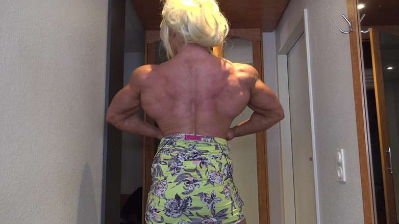 Lisa Cross: World Class Muscle