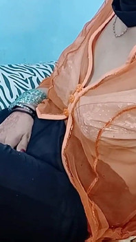 Model indian de cameră web cu vibrator anal sexy și futai cu degetul pe cameră în direct, spectacol privat exclusiv