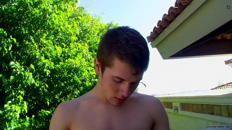 Lollipop Twinks: Kelan Gets Messy with Juice