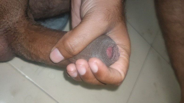 Soniya Rani: Masturbation avec un beau pénis