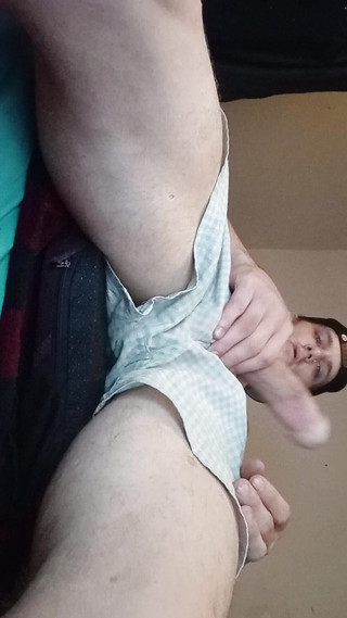 Smoke fetish: Sunny炫耀他的大鸡巴