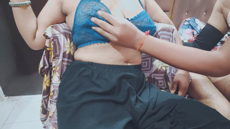 Priyacouple910: Indická dívka sexy video