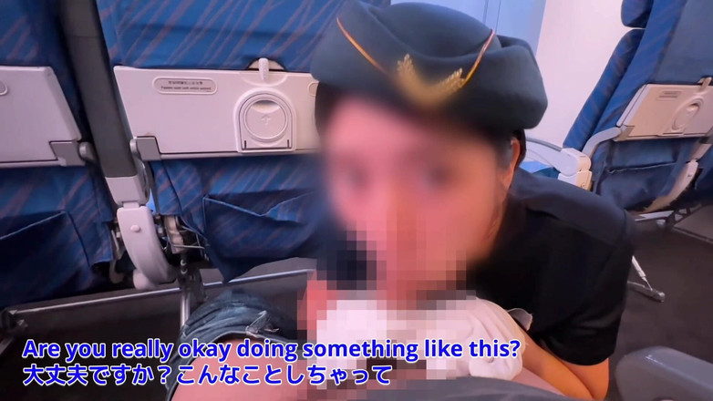 marutahub: Pramugari dan disajikan sebagai pengganti makanan