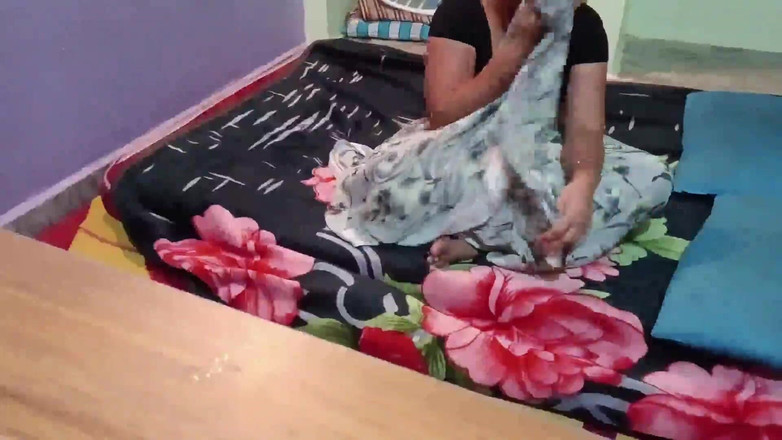 Sexy sindu: Isteri cantik India dikongkek abang tiri