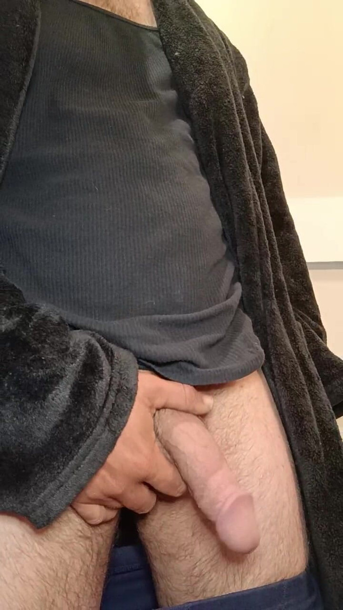 Dominic334: Beri nilai kontol ayah