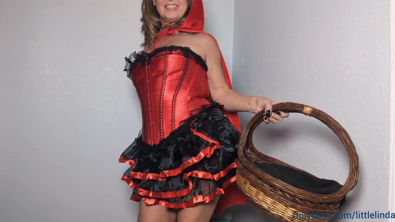 Little Linda: Küçük kırmızı başlıklı kızın binmeye ihtiyacı var