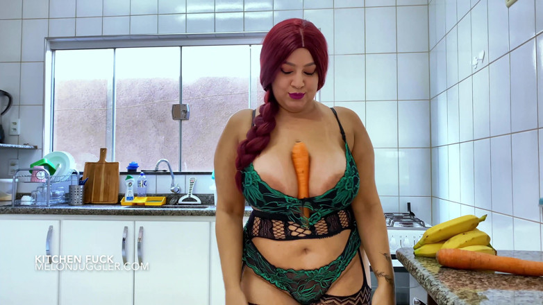 Busty BBW Latinas: Princess Liana kitchen fucked and piss