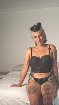 Estrella Kinky Casting #01 Face Fucking, Hard Sex and Piss in Mouth!