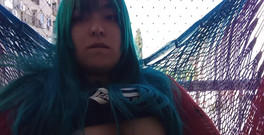 Reyna Tirana: Pokud jste někdy měli fantazii vidět někoho masturbovat na balkóně,...