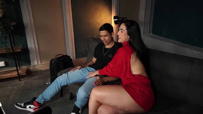 Tibasinsx: Nos Bastidores! Meu Professor Me Dá a Esposa Grande Dele...