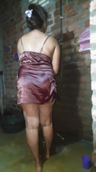 Hotwife Bathing