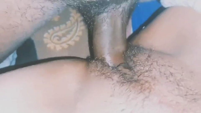 Your nisha bhabhi: Als mein mann nicht zu hause war, entfernte er seine...