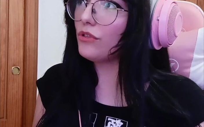 Softbrattypuppy: Egirl Gamergirl делает тебя куколдом