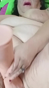 Big Dick Bteett Gave This Whore a Night Not to Forget