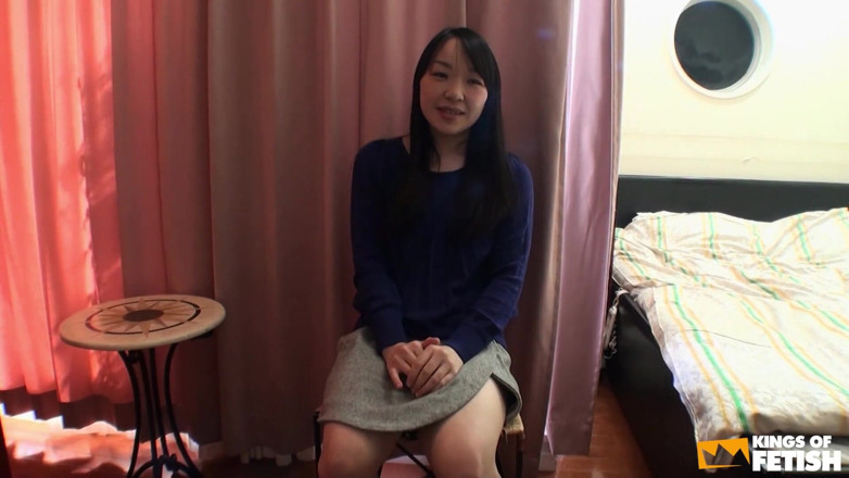 Pure Japanese adult video ( JAV): Il tipo attacca i giocattoli in una ragazza giapponese prima...