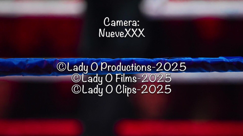 Lady O: Nahý wrestling 3 ženy vs 1 muž