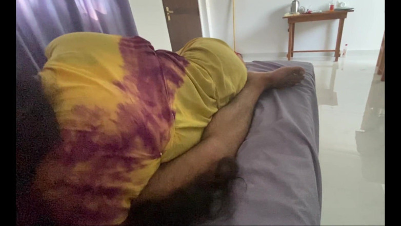 Arabicqueen: Tamil Stepaunty Romance with Hanadsome Guy