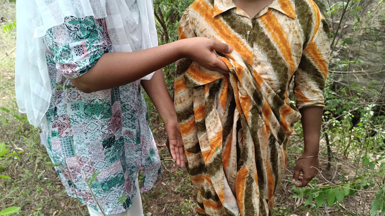 Magilmathi: Romansa lesbian di luar ruangan