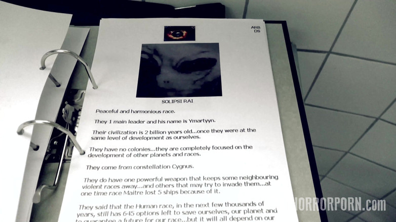 Gay Horror Porn: Porno de groază homosexual 2 Ozn din Roswell (ediție homosexuală)