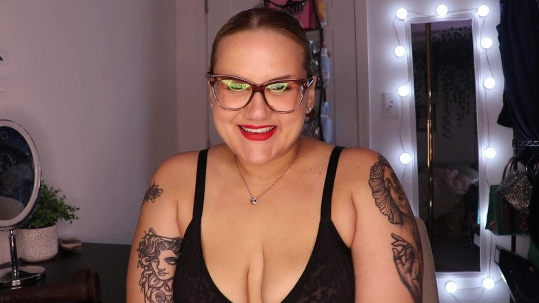 Valentina Lunarae: Excitata Luna Love trimite un mesaj special
