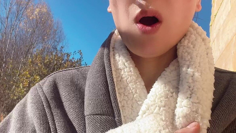 sweethanajapanese: Sikanie cipki w chłodne dni na zewnątrz