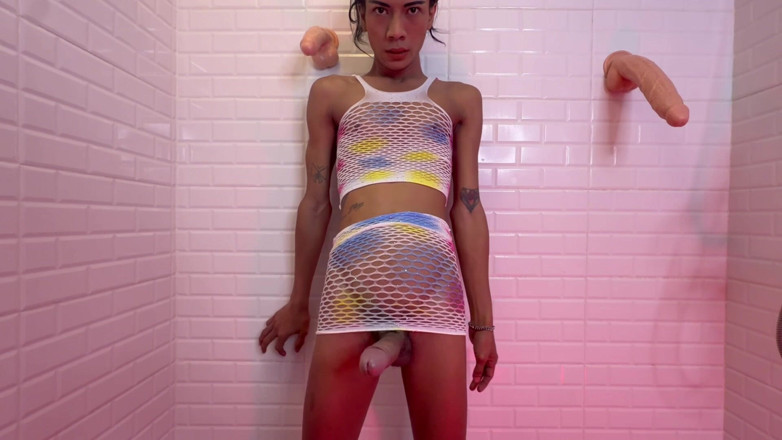 Hollywood Makowski: Ladyboy Nancy Owns a Baseball Bat Sized Dick
