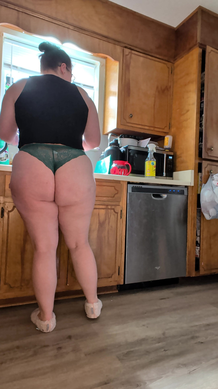 TheKinkyPwrLftr: Dọn dẹp nhà bếp của tôi