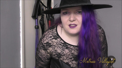 Mxtress Valleycat: Magically enhanced cunt busting
