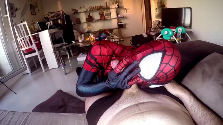 Nylon Xtreme: spaidaragarl chehre par viry chaahti hai zentai