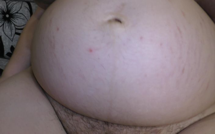 Milky Mari: Těhotná manželka ukazuje svou kundičku a prsa po 9 měsíci dovolené -...