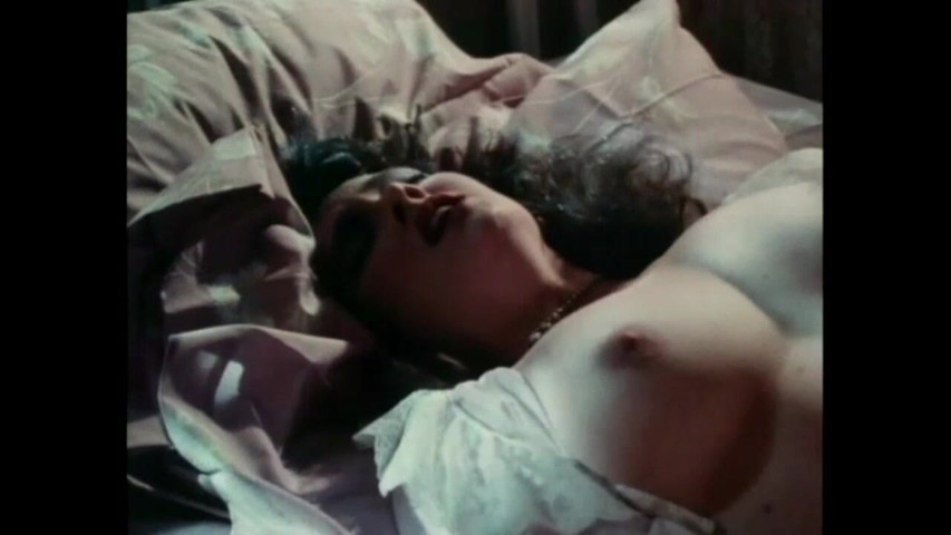 She Is Satisfied Licking Her Hairy Pussy by His Friend (Vintage megastore) She Is Satisfied Licking Her Hairy Pussy by His Friend (Vintage megastore)
