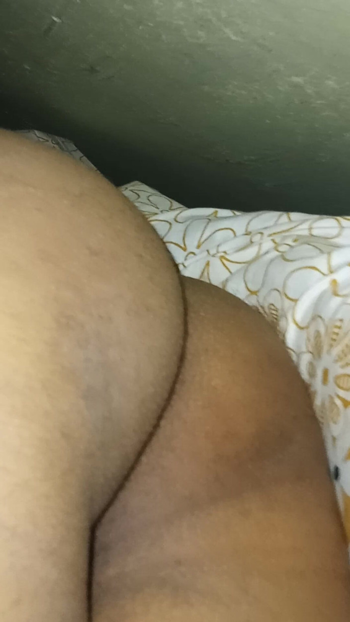 RushiTripathi2025: Rakaman dekat blowjob perlahan